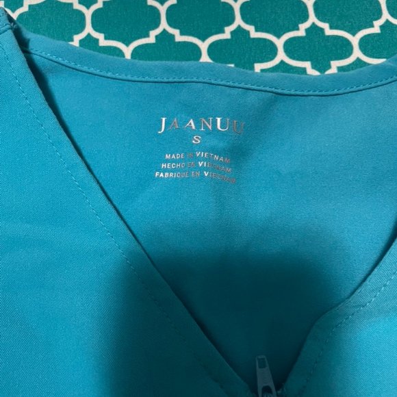 Jaanuu scrub set - Picture 4 of 8